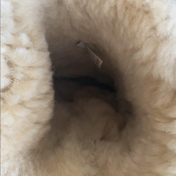 UGG Bailey 3 Button chestnut - Picture 5 of 5